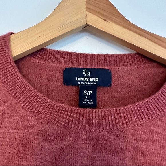 LANDS END 100% cashmere sweater - Picture 2 of 3